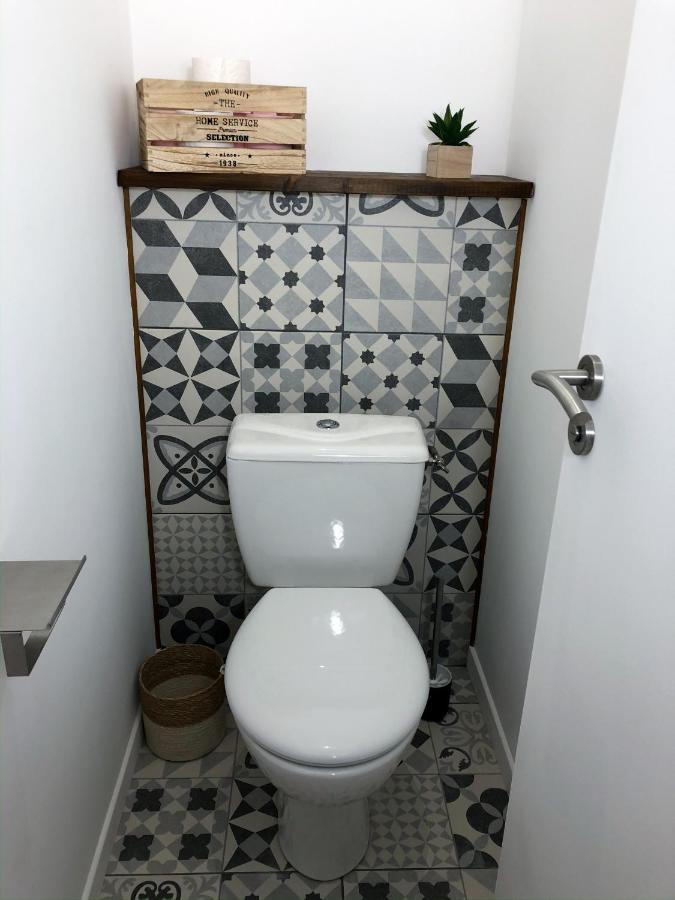 Grand Appartement Fonctionnel Proche Centre-Ville 쏘뮤흐 외부 사진
