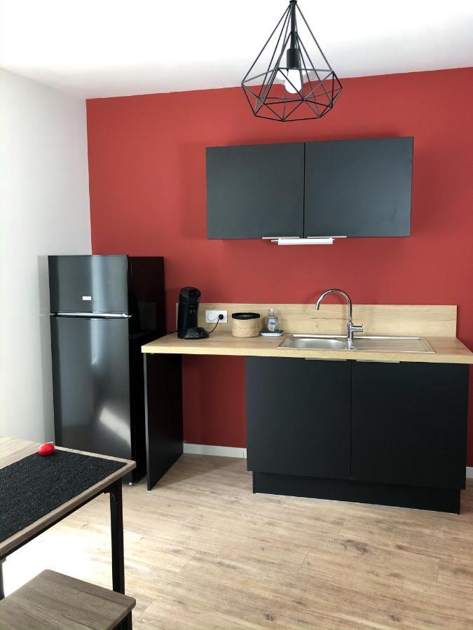 Grand Appartement Fonctionnel Proche Centre-Ville 쏘뮤흐 외부 사진